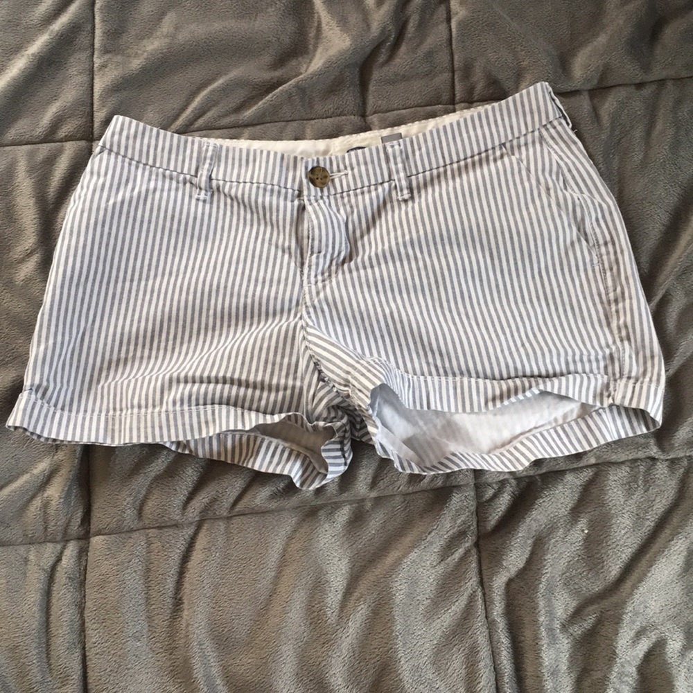 Old Navy Stripped Shorts